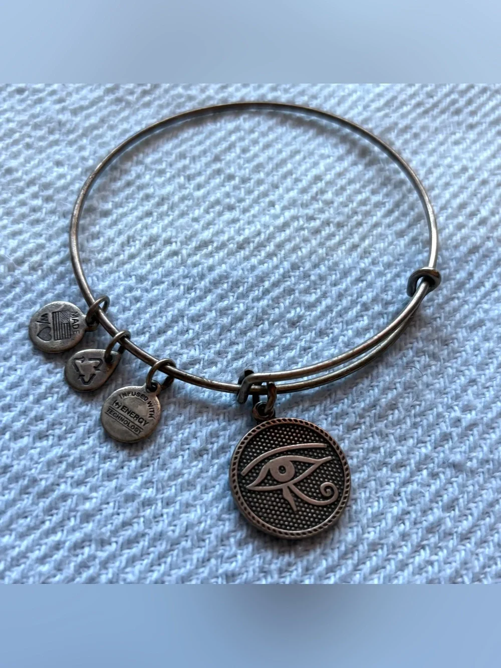Alex and Ani expandable wire